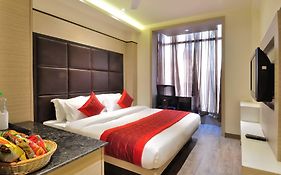 Hotel Royal Grand - Opposite Axis Bank East Patel Nagar